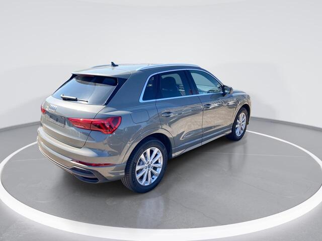 Audi Q3 35 TFSI/150PK S Line · Apple Car Play · Keyless · Navigatie · Stoelverwarming · Parkeersensoren · Garantie tot oktober 2029 of 100000km.