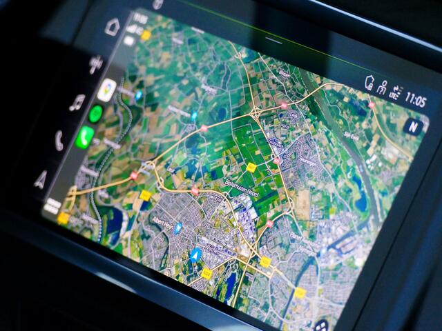 Audi Q3 35 TFSI SPORT LINE CARPLAY NAVI LED ECC PDC SPORTSTOELEN LMV ADAP.CRUISE STOELVERW. KEYLESS 07/2023 "Audi rijden begint bij Topautos.nl - 20 Audi topmodellen direct op voorraad!"