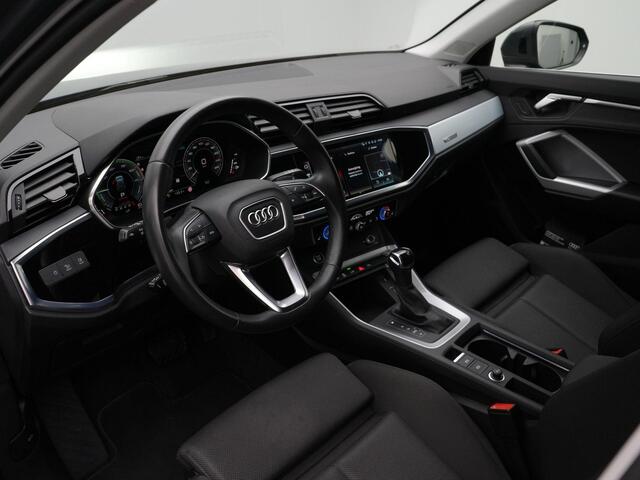 Audi Q3 45 TFSI e 245 pk S-tronic Business Edition | Achteruitrijcamera | Navigatie | Stoelverrwarming | Adaptive Cruise