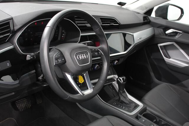 Audi Q3 35 TFSI 150pk Advanced S-Tronic | Navigatie | Apple Carplay/Android Auto | Climate Control | Parkeer sensoren | Adaptive Cruise Control | Led | Digitale Cockpit
