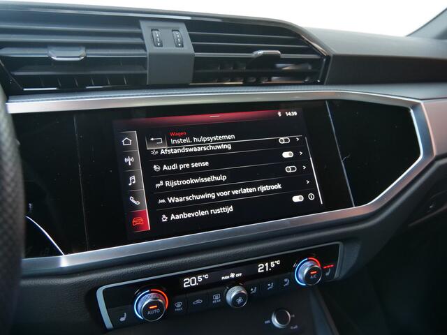 Audi Q3 Sportback 35 TFSI 150 Pk S Edition Apple Carplay / Trekhaak / PDC / DAB / 19 inch