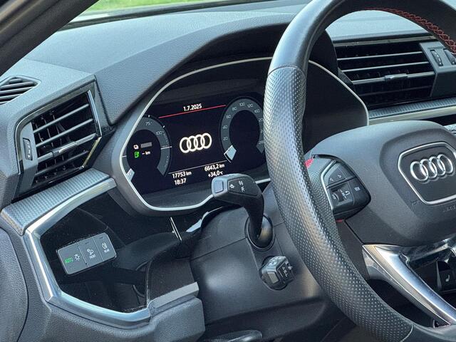 Audi Q3 E-tron 3X S-Line Plug-in hybride benzine