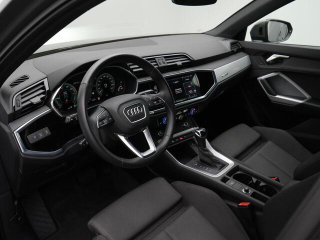 Audi Q3 45 TFSI e 245 pk S-tronic Advanced edition / S-Line | Navigatie | Stoelverwarming | Adaptive Cruise | Keyless | Parkeersensoren voor/achter