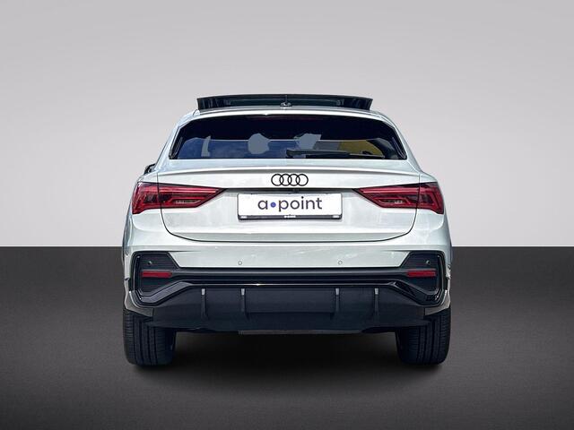 Audi Q3 Sportback 45 TFSI e S Edition 245 pk S-tronic | Navigatie | Panoramadak | Parkeersensoren | Achteruitrijcamera | Adaptieve cruise control | LED koplampen | S-Line |