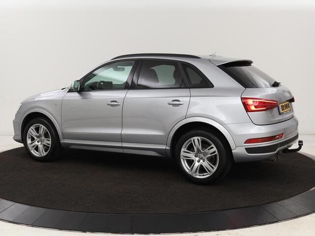 Audi Q3 1.4 TFSI Sport S Line Edition | Origineel NL | Half leder | Trekhaak | Full LED | Sportstoelen | Navigatie | Climate control | Parkeerhulp | Cruise control | Bluetooth | Getint glas