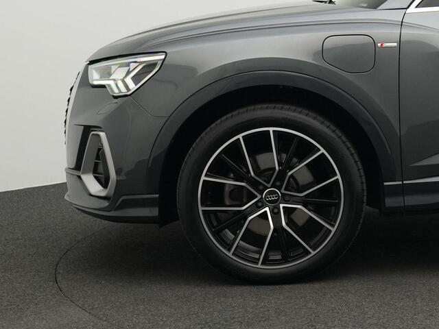 Audi Q3 Sportback 45 TFSI e 245 pk S-tronic S Edition | Panoramadak | Leder | Demperregeling | Matrix LED | Elektr. verstelbare stoelen | Bang & Olufsen | Rondomzicht camera