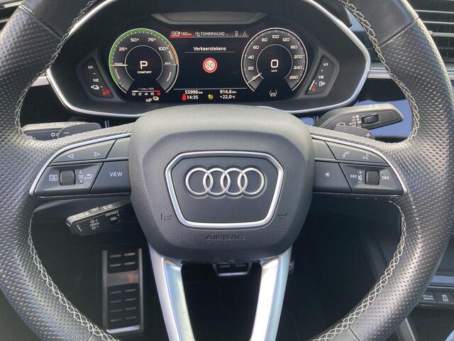 Audi Q3 45 TFSIe 180kW/245PK · Panoramadak · Stoelverwarming · Camera · Apple Car Play · Leder/Alcantara · Drive select