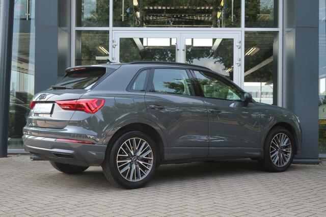 Audi Q3 35 TFSI 150PK, Trekhaak, Apple Carplay/ Android Auto, etc.