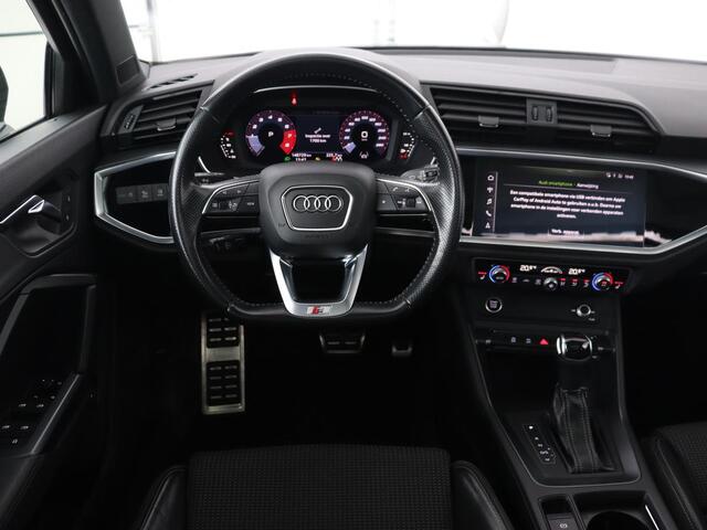 Audi Q3 35 TFSI S Line Pro Line S | Panoramadak | Stoelverwarming | Adaptive cruise | Carplay | Trekhaak | Keyless | Virual Cockpit | Half leder | DAB | Full LED