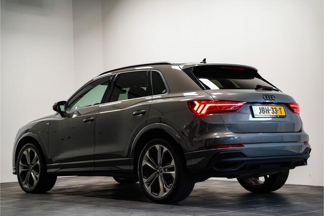 Audi Q3 45 TFSI e S-Line/Navi/Dealer onderhouden/Unieke stand