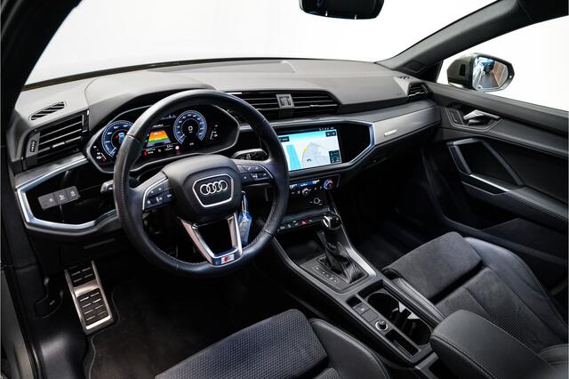 Audi Q3 45 TFSI e S-Line/Navi/Dealer onderhouden/Unieke stand