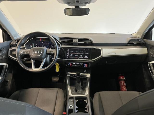 Audi Q3 35 TFSI S Line S-Tronic Aut. Panoramadak Climate control Adaptive Cruise Control Navi Full LED Trekhaak PDC VA+ Camera Carplay