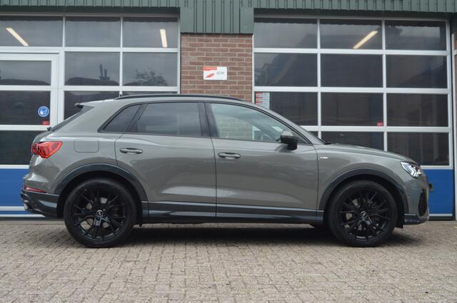 Audi Q3 40 TFSI quattro S Line | AUT - PANO - CAMERA
