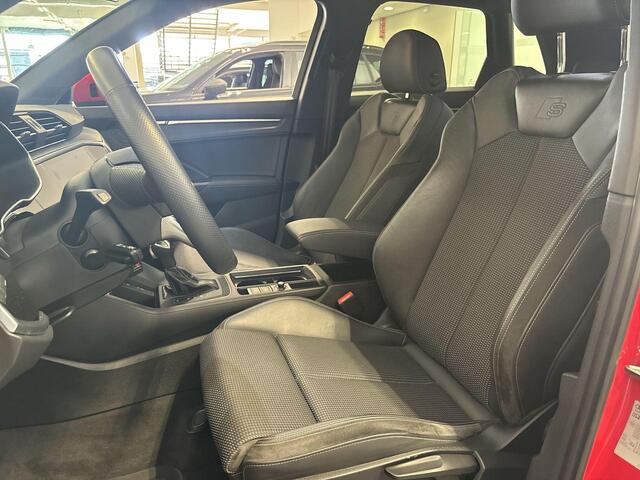 Audi Q3 45 TFSIe 245pk S-Tronic S Edition ·Camera · 20''Velgen · Navi · Cruise Control · Side Assist · Elek. Achterklep · Stoelverwarming · Drive Select ·