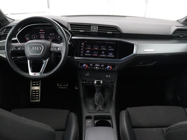 Audi Q3 45 TFSI e S edition | Stoelverwarming | Adaptive cruise | Carplay | 19'' | Virtual Cockpit | Sportstoelen | Half leder | Full LED | Parkeerhulp | PHEV | Plug In