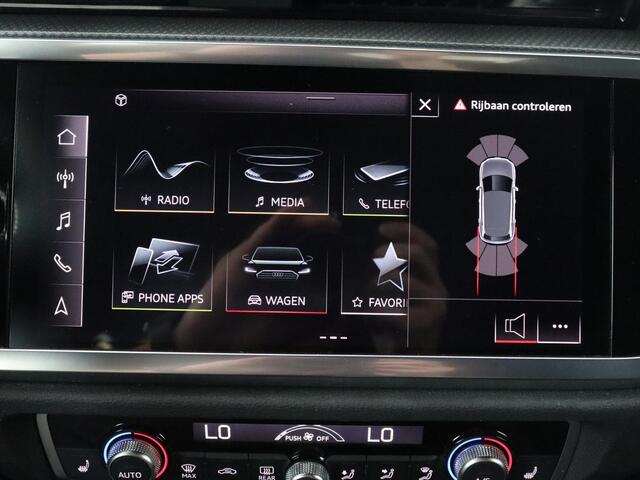 Audi Q3 45 TFSI e S edition | Stoelverwarming | Adaptive cruise | Carplay | 19'' | Virtual Cockpit | Sportstoelen | Half leder | Full LED | Parkeerhulp | PHEV | Plug In