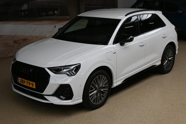 Audi Q3 45 TFSIe 245pk S edition | Leder | Matrix LED | Elek. klep | 100% (Dealer) onderhouden label