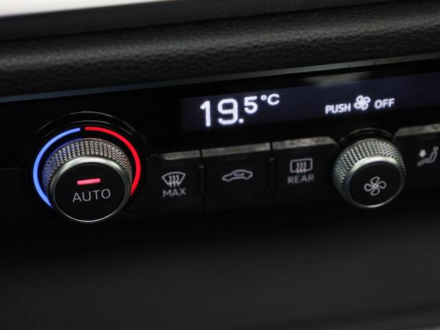 Audi Q3 Sportback 45 TFSIe PHEV 180kW 245PK S Line · Panoramadak · Camera + Parkeersensoren · Leer · Garantie t/m 07-11-2027 of 100.000km