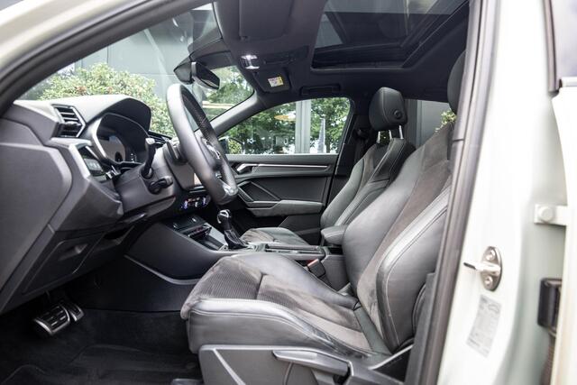 Audi Q3 Sportback 45 TFSI quattro edition one