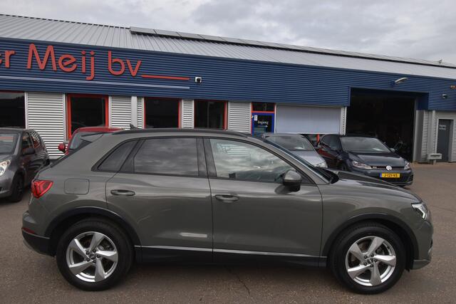 Audi Q3 35 TFSI Business Edition , NAVI , VIRTUAL COCKPIT , CLIMATR, PDC V+A , LED KOPLAMPEN ,