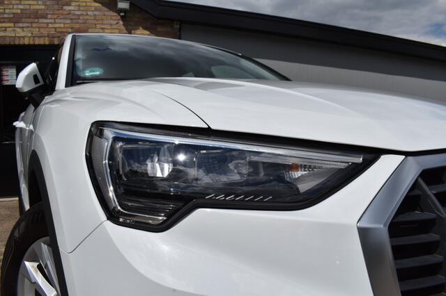 Audi Q3 45 TFSI E ADV EDITITION, AUT, Camera, Lane, Sonos