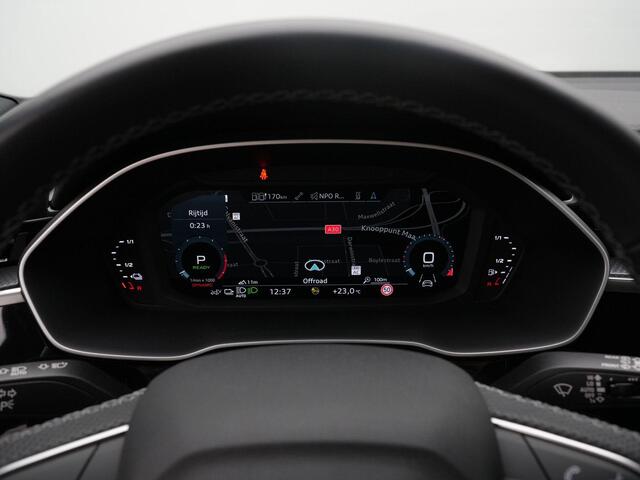 Audi Q3 45 TFSI e 245 pk S-tronic S edition | Panoramadak | Sonos | Elektr. verstelbare stoel | Leder/alcantara | Achteruitrijcamera