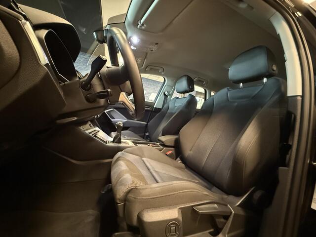 Audi Q3 45 TFSI e Advanced edition |Carplay|Sportstoelen|Adaptieve cruisecontrol|Elektrische achterklep