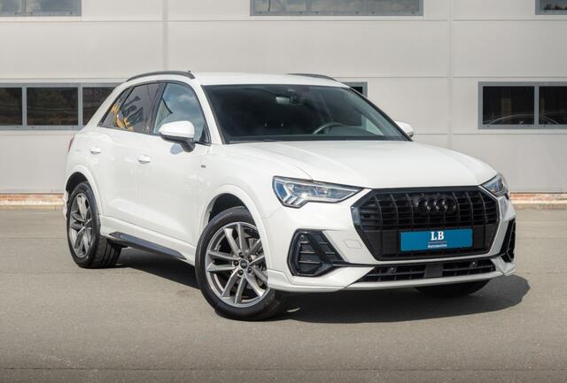 Audi Q3 35 TFSI, S-line, Black pakket