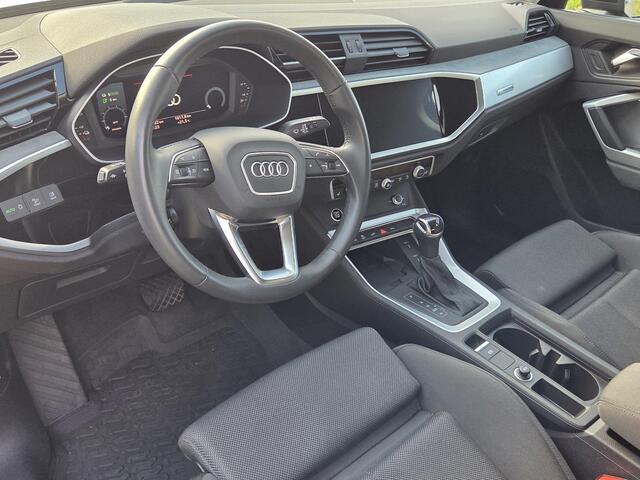 Audi Q3 45 TFSI e Advanced edition