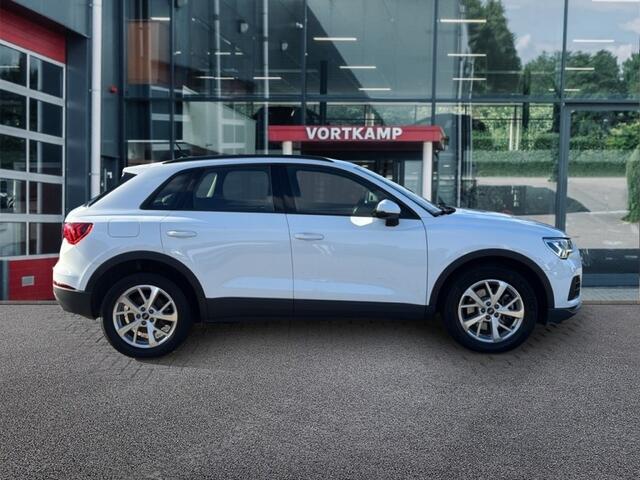 Audi Q3 45 TFSIe S-LINE NAVI/ACC/PDC/STOELVERW/E-KLEP