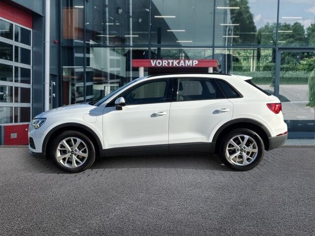 Audi Q3 45 TFSIe S-LINE NAVI/ACC/PDC/STOELVERW/E-KLEP