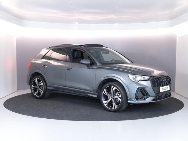 Audi Q3 45 TFSI e S edition 245 pk S-tronic | Navigatie | Panoramadak | Parkeersensoren | Achteruitrijcamera | Adaptieve cruise control | Lichtmetalen 20" | S-Line |