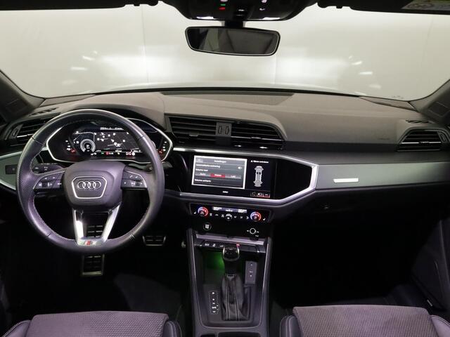 Audi Q3 45 TFSI e S edition 245 pk S-tronic | Navigatie | Panoramadak | Parkeersensoren | Achteruitrijcamera | Adaptieve cruise control | Lichtmetalen 20" | S-Line |