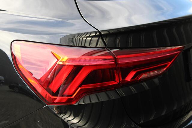 Audi Q3 Sportback 35 TFSI 3x S-LINE PANO SONOS 360 CAM SFEER