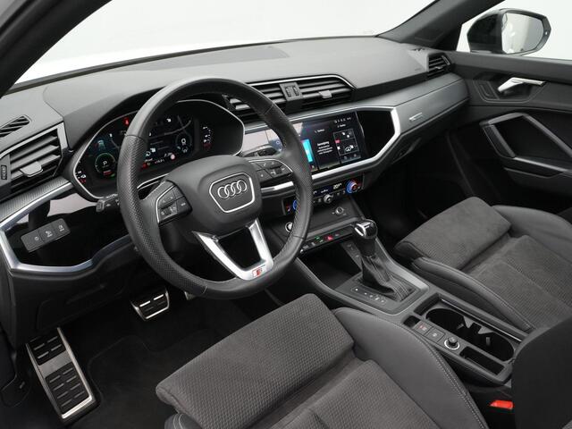 Audi Q3 Sportback 45 TFSI e S Edition | Panoramadak | Trekhaak | Rondomzicht camera | Stoel- stuurverwarming | Optiekpakket zwart plus | ACC | | Privacy glas | 19 inch