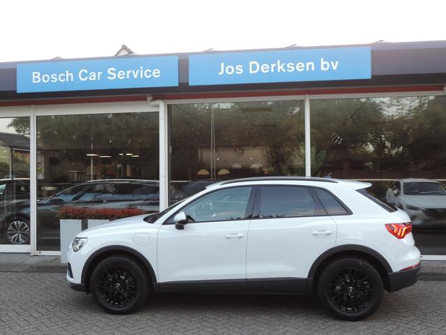 Audi Q3 45 TFSI e PHEV S-tronic - Memory | ACC | Camera | Parkeer pakket | Led | Virtual | Elektr. klep