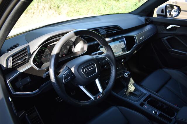 Audi Q3 45 TFSIe 245PK S-TRONIC HYBRID S-LINE LEDER/NAVI/360°CAMERA