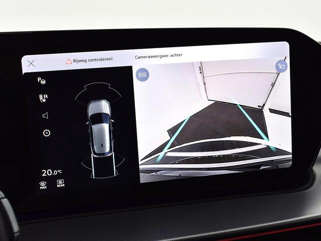 Audi Q3 1.5 200kW e-hybrid S edition 272 PK · Tech plus · 19" LM Velgen · Lederen bekleding