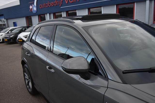 Audi Q3 45 TFSI e S edition S-Line 245PK , PANODAK , TREKHAAK , VIRTUAL COCKPIT , LEDER BEKL ,