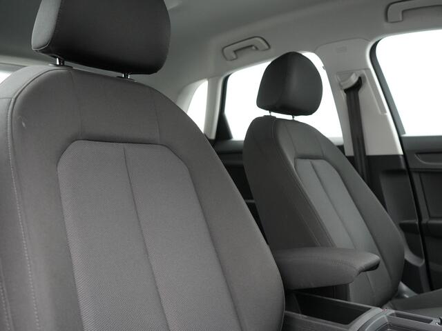 Audi Q3 45 TFSI e S Line Plug In Hybrid 245pk PHEV | Apple Carplay | Navigatie | Blis | Cruise Control | Virtual Cockpit | DAB | L.M"18 |