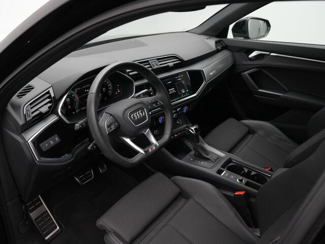 Audi Q3 45 TFSI e 245 pk S-tronic S-Line | Achteruitrijcamera | Navigatie | Adaptive Cruise | Side Assist