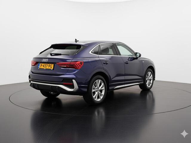 Audi Q3 Sportback 35 TFSI S Edition 150PK S-tronic | Afgevlakt stuurwiel | S-line in & exterieur | Audi drive select | Elektrische kofferbak |