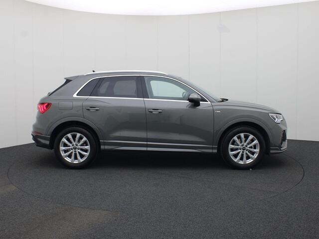 Audi Q3 35 TFSI/150PK S Line · Elektrische stoelen · Adaptive Cruise Control · Apple/Android Car Play · Stoelverwarming · Trekhaak · Leder/Alcantara ·Garantie tot september 2029 of 100.000km