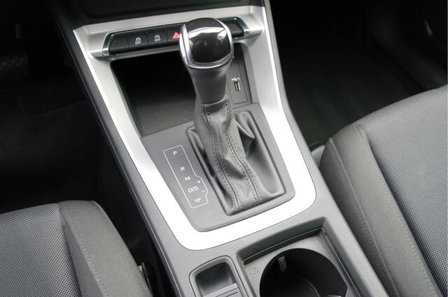 Audi Q3 35 TFSI Business Edition | Cruise | Clima | LED | Virtual | 20'' | Carplay | Stoelverwarming