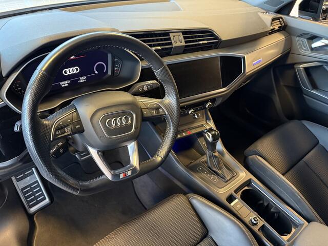 Audi Q3 35 TFSI S Edition ** 20inch ** Black Optic ** Stoelverwarming
