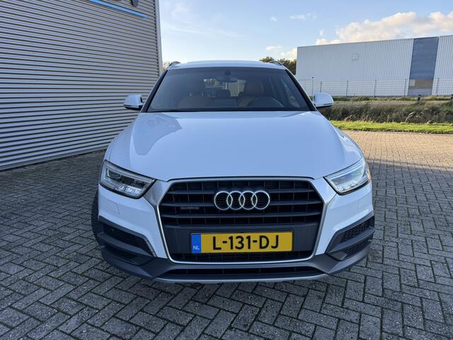 Audi Q3 2.0 TFSI quattro Design Pro Line Plus Panoramadak Trekhaak Vol Leer LED Keyless Entry 20 Inch