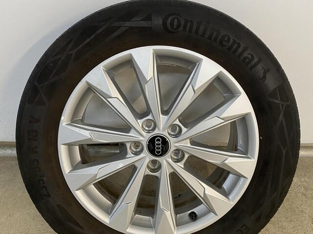 Audi Q3 45 TFSI e Business Edition 245 pk S-tronic | Navigatie | Parkeersensoren | LED koplampen | Stoelverwarming | S-Line interieur |