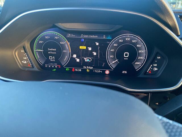 Audi Q3 Sportback 45 TFSI e S Edition | Leder | Led | Camera