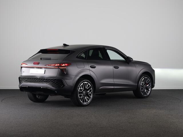 Audi Q3 Sportback S edition e-hybrid 200 kW / 272 PK Sportback | Techniekpakket pro | OLED achterlichten | 20'' velgen | Matrix LED koplampen |