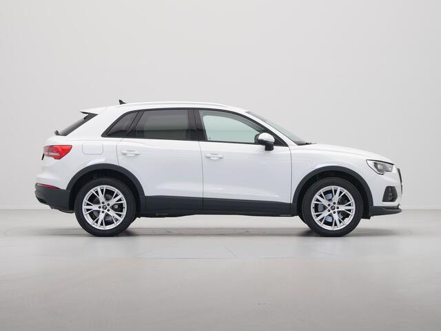 Audi Q3 45 TFSI e 245pk S-Tronic edition Navi Camera Stoelverwarming Carplay Side Assist 21